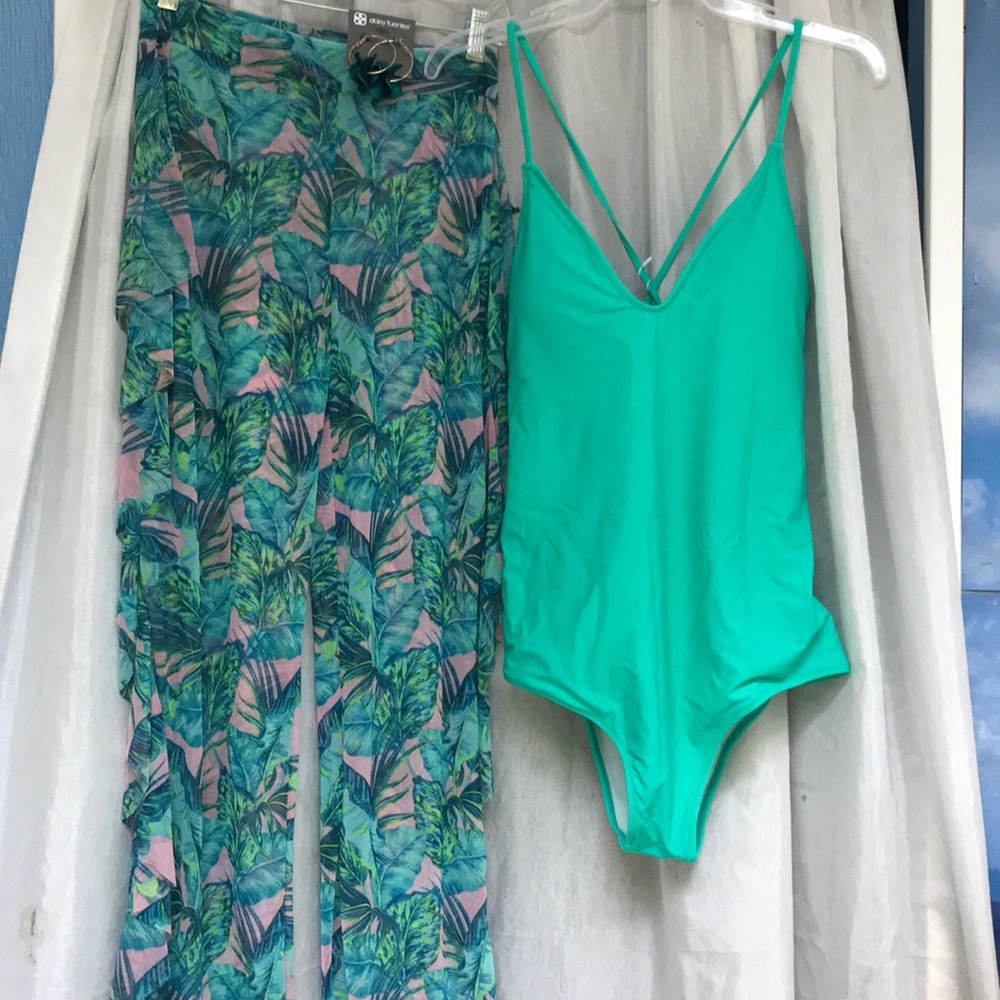 Ekouaer swimsuit
